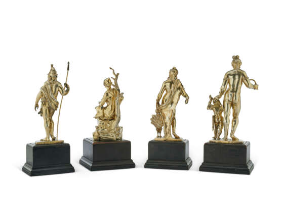 FOUR CONTINENTAL SILVER-GILT SCULPTURES - фото 2