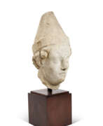 Mittelalter. A LIMESTONE HEAD OF A MAN, POSSIBLY A POPE