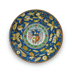 A LARGE GUBBIO MAIOLICA GOLD AND RUBY LUSTRED ARMORIAL CHARGER