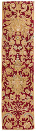 A GROUP OF TWELVE ITALIAN SILK-EMBROIDERED AND CUT VELVET PANELS - Foto 3