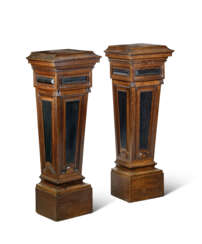 A PAIR OF FRENCH OAK AND PARCEL-EBONIZED PEDESTALS