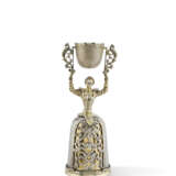 AN AUSTRIAN PARCEL-GILT SILVER WAGER CUP - фото 1