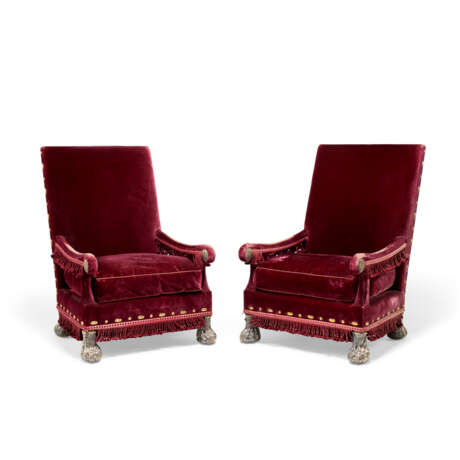 A PAIR OF FRENCH SILVER AND BEECHWOOD ARMCHAIRS - фото 1