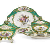 A PAIR OF SEVRES PORCELAIN GREEN-GROUND OVAL TUREENS, COVERS AND STANDS (TERRINES ET PLATEAUX) - photo 1
