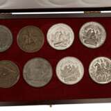 Preussen - 8 Medaillen mit diversen - photo 2