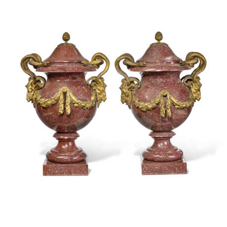 A PAIR OF FRENCH ORMOLU-MOUNTED PORPHYRY VASES - photo 4