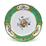 A SEVRES PORCELAIN GREEN-GROUND PART DINNER SERVICE - фото 6