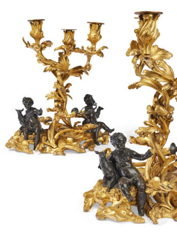A PAIR OF LOUIS XV PATINATED-BRONZE AND ORMOLU THREE-LIGHT CANDELABRA - фото 2
