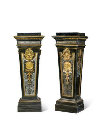 A PAIR OF NAPOLEON III ORMOLU-MOUNTED, PEWTER AND BRASS `BOULLE`-INLAID EBONY AND EBONIZED PEDESTALS - photo 8