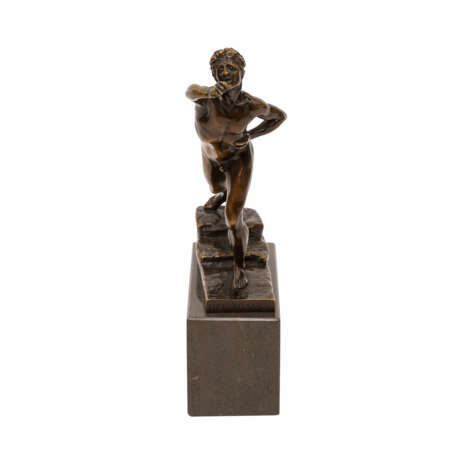 Bronzefigur von MAX KRUSE (1854-1942): NENIKHAMEN. - Foto 5