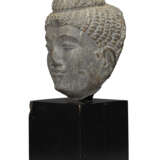 A GREY SCHIST HEAD OF BUDDHA - photo 3