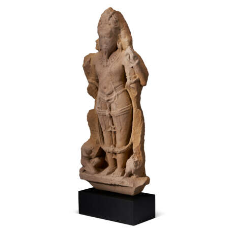 A BUFF SANDSTONE FIGURE OF BRAHMA - фото 3