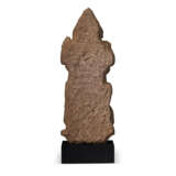 A BUFF SANDSTONE FIGURE OF BRAHMA - фото 4