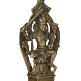 A SMALL BRONZE FIGURE OF MANJUSHRI - photo 3