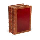 Relation d'un voyage du Levant. Paris, 1717, 2 vols, contemporary crushed red morocco gilt - фото 1