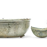 A GREEN-GLAZED POTTERY BOWL AND LADLE - photo 3
