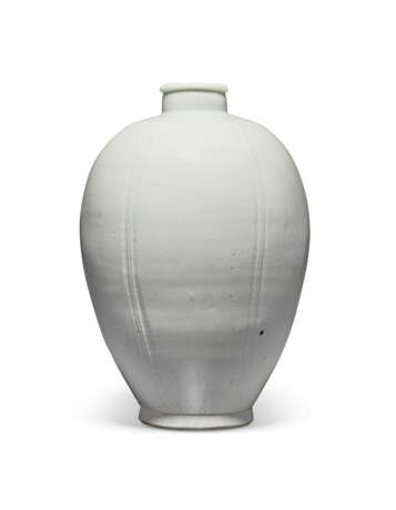 A QINGBAI OVOID VASE, MEIPING - фото 2