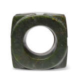 A DARK GREEN JADE CONG - Foto 7