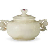 A PALE CELADON RUBY-INSET MUGHAL JADE CENSER AND COVER - photo 2