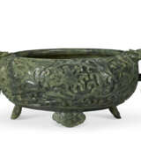 A LARGE SPINACH-GREEN JADE MARRIAGE BOWL - photo 2
