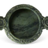 A LARGE SPINACH-GREEN JADE MARRIAGE BOWL - Foto 5