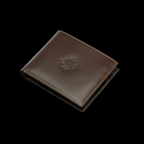 PATEK PHILIPPE, TWO WALLETS AND A CARDHOLDER - фото 2