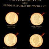 Schicke Zusammenstellung Medaillen und Münzen aus SILBER - dabei unter anderem - фото 6