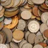 Alle Welt - bunte Mischung aus Münzen und - фото 2