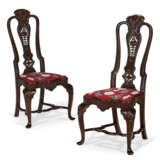 A SET OF TEN WALNUT DINING CHAIRS - photo 2