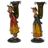 A PAIR OF ITALIAN POLYCHROME-PAINTED TÔLE FIGURAL VASES - фото 3