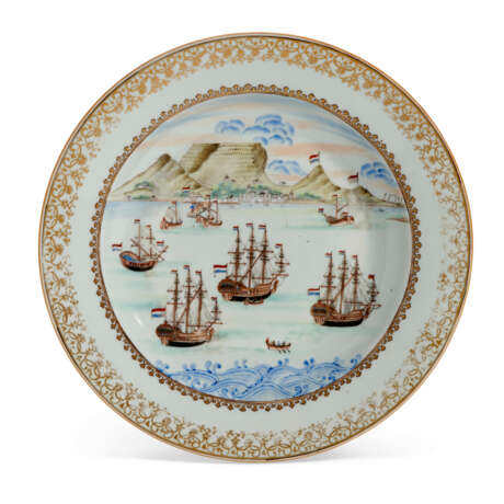 A CHINESE EXPORT PORCELAIN 'CAPE OF GOOD HOPE' PLATE - фото 1