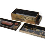 A JAPANESE LACQUER TWO-LAYER WIRITING BOX (SUZUKIBAKO) AND COVER - Foto 7