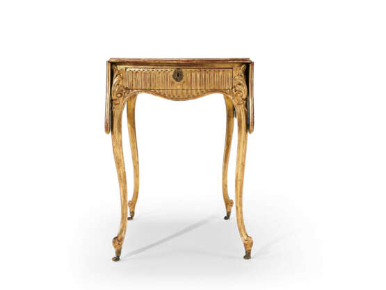A GEORGE III HAREWOOD, ROSEWOOD, MARQUETRY AND GILTWOOD PEMBROKE TABLE - photo 5