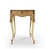 A GEORGE III HAREWOOD, ROSEWOOD, MARQUETRY AND GILTWOOD PEMBROKE TABLE - фото 5