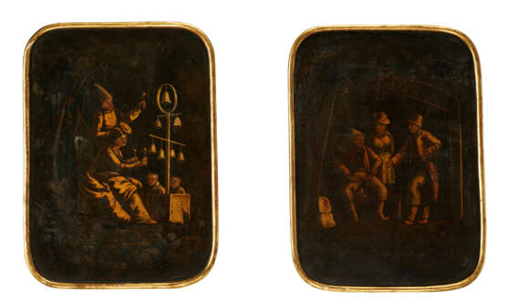 A PAIR OF REGENCY BLACK AND GILT-JAPANNED OCCASIONAL TABLES - Foto 4