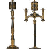 TWO GEORGE IV BRONZE AND GILT-­LACQUERED BRASS COLZA OIL LAMPS - Foto 3