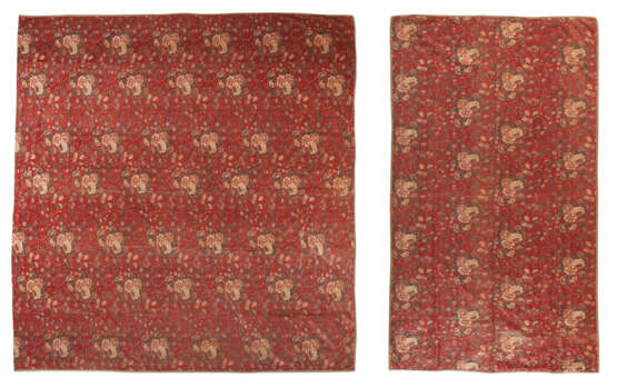 TWO ENGLISH ENGRAVED ROLLER PRINTED CHINTZ PANELS - photo 2