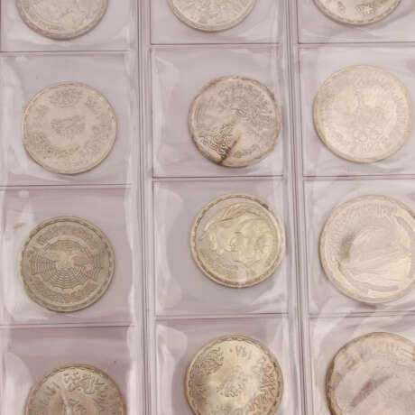 Ägypten - Album mit überwiegend Silbermünzen, - photo 2