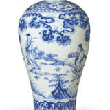 A CHINESE BLUE AND WHITE PORCELAIN `WINDSWEPT` VASE, MEIPING - photo 6