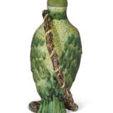 A PROSKAU FAYENCE PARROT-FORM EWER AND COVER - photo 4