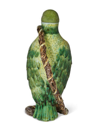 A PROSKAU FAYENCE PARROT-FORM EWER AND COVER - фото 4
