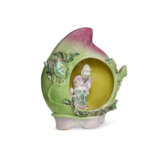 A CHINESE EXPORT PORCELAIN FAMILLE ROSE MODEL OF SHOULAO IN A PEACH - photo 6