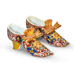 A PAIR OF DUTCH DELFT POLYCHROME MODELS OF SHOES