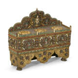 AN INLAID AND APPLIQUE GILT-COPPER AND SILVER REPOUSSE ALTAR - photo 5