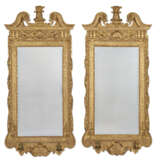 A PAIR OF GEORGE II GILTWOOD AND GILT-GESSO PIER MIRRORS - Foto 1