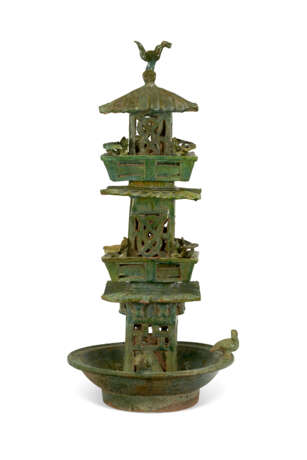 A CHINESE THREE-TIERED GREEN-GLAZED POTTERY WATCH TOWER - фото 2