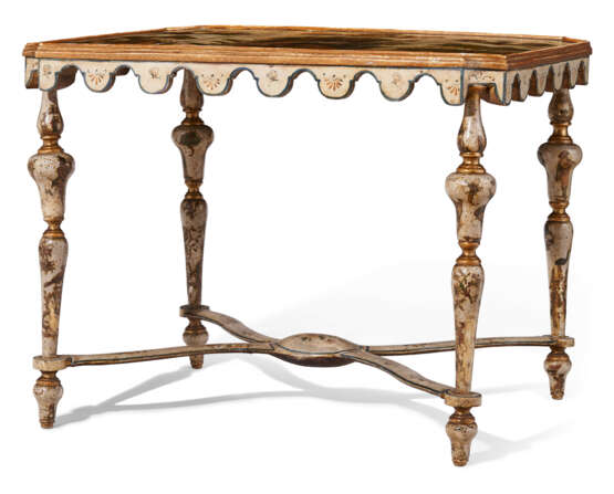 AN ITALIAN CREAM, POLYCHROME-PAINTED, AND LACCA POVERA DECORATED CENTER TABLE - фото 1