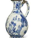 A SILVER-MOUNTED CHINESE PORCELAIN BLUE AND WHITE PEAR-FORM JUG - photo 1