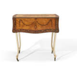 A GEORGE III SATINWOOD AND MARQUETRY WHITE-PAINTED AND PARCEL-GILT PEMBROKE TABLE - фото 3