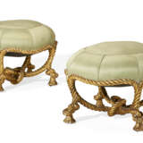 A PAIR OF FRENCH GILTWOOD ROPE-TWIST STOOLS - фото 1